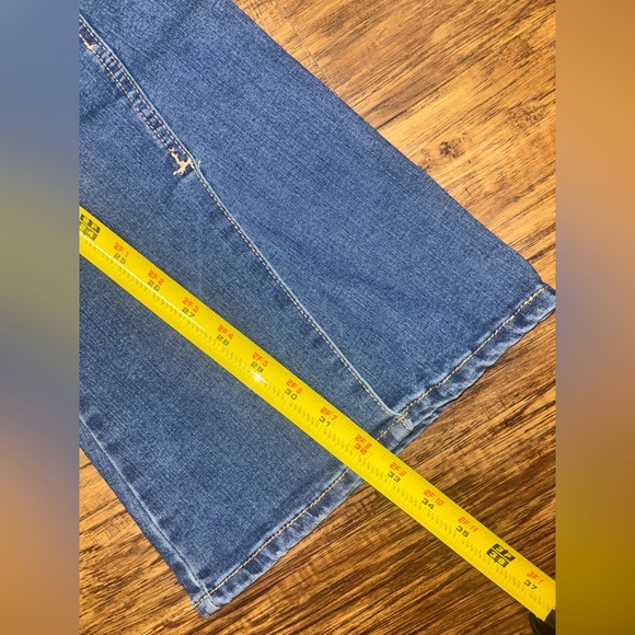 Jessica Simpson High Rise Flare Jeans Size 10 - Picture 9 of 11